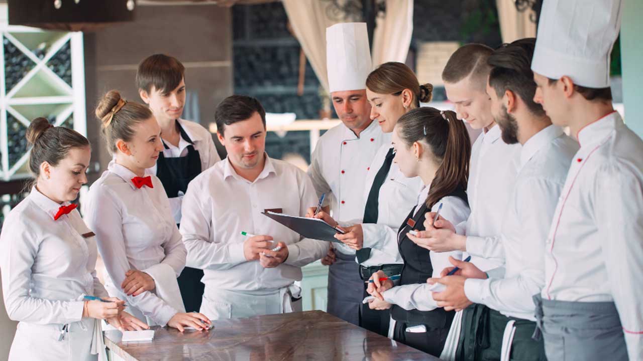 Factors to consider for Hospitality uniforms