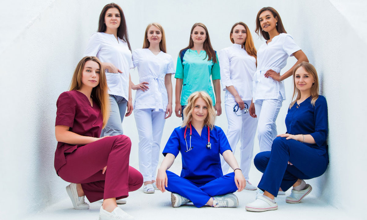Understanding The Practical Evolution Of Women’s Medical Uniforms